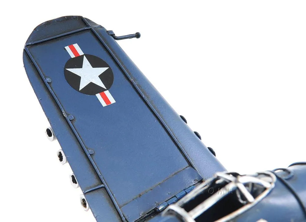 1944 F4U Corsair 1:31