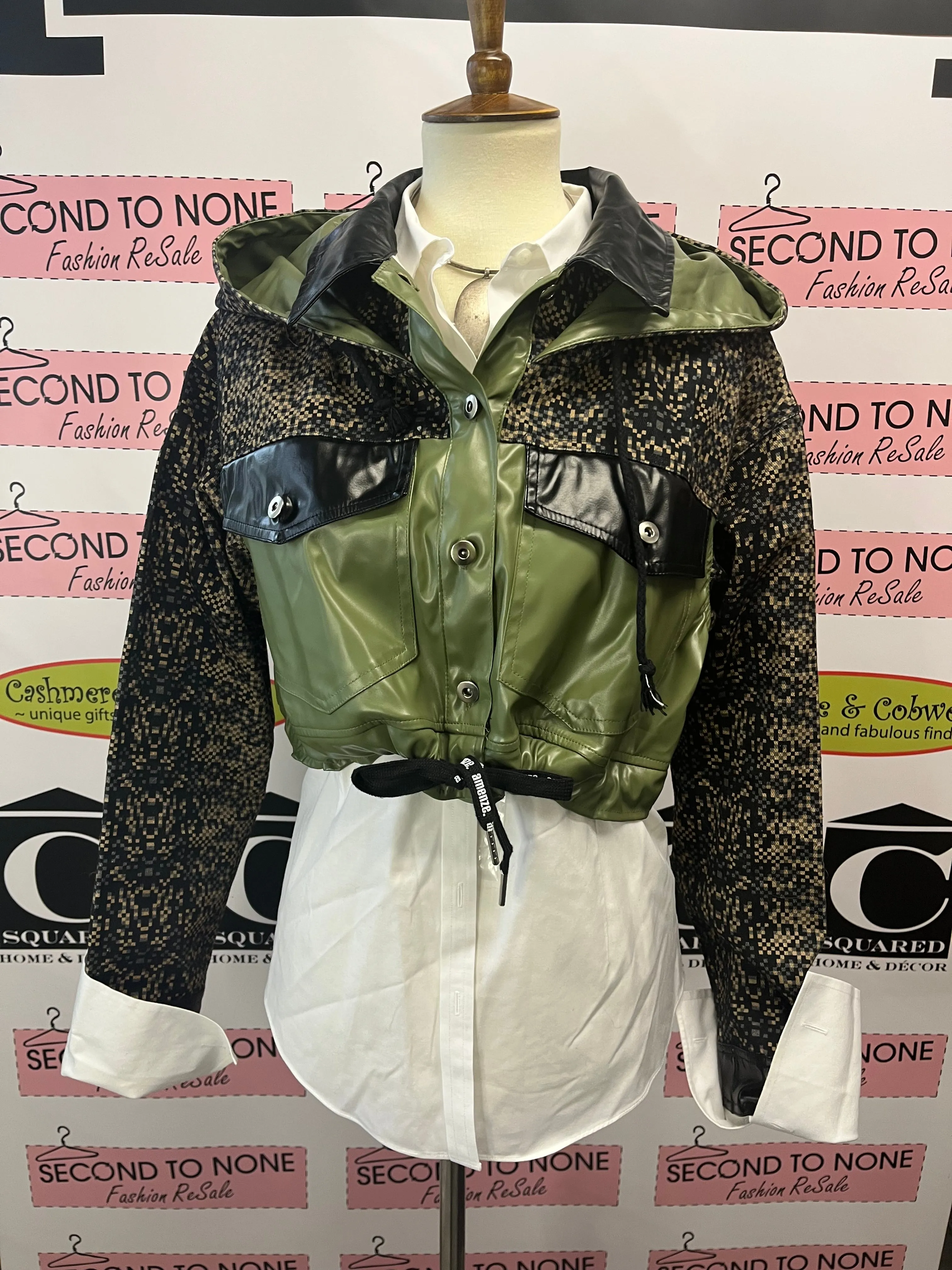 2-in-1 Fashion Coat (Size M)