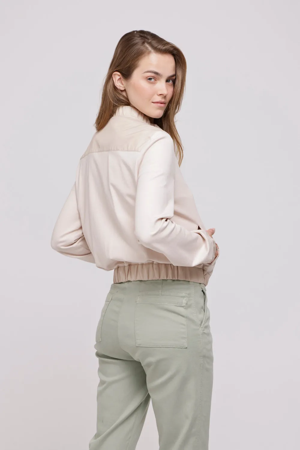 Beige Short Zipper Jacket Ponto