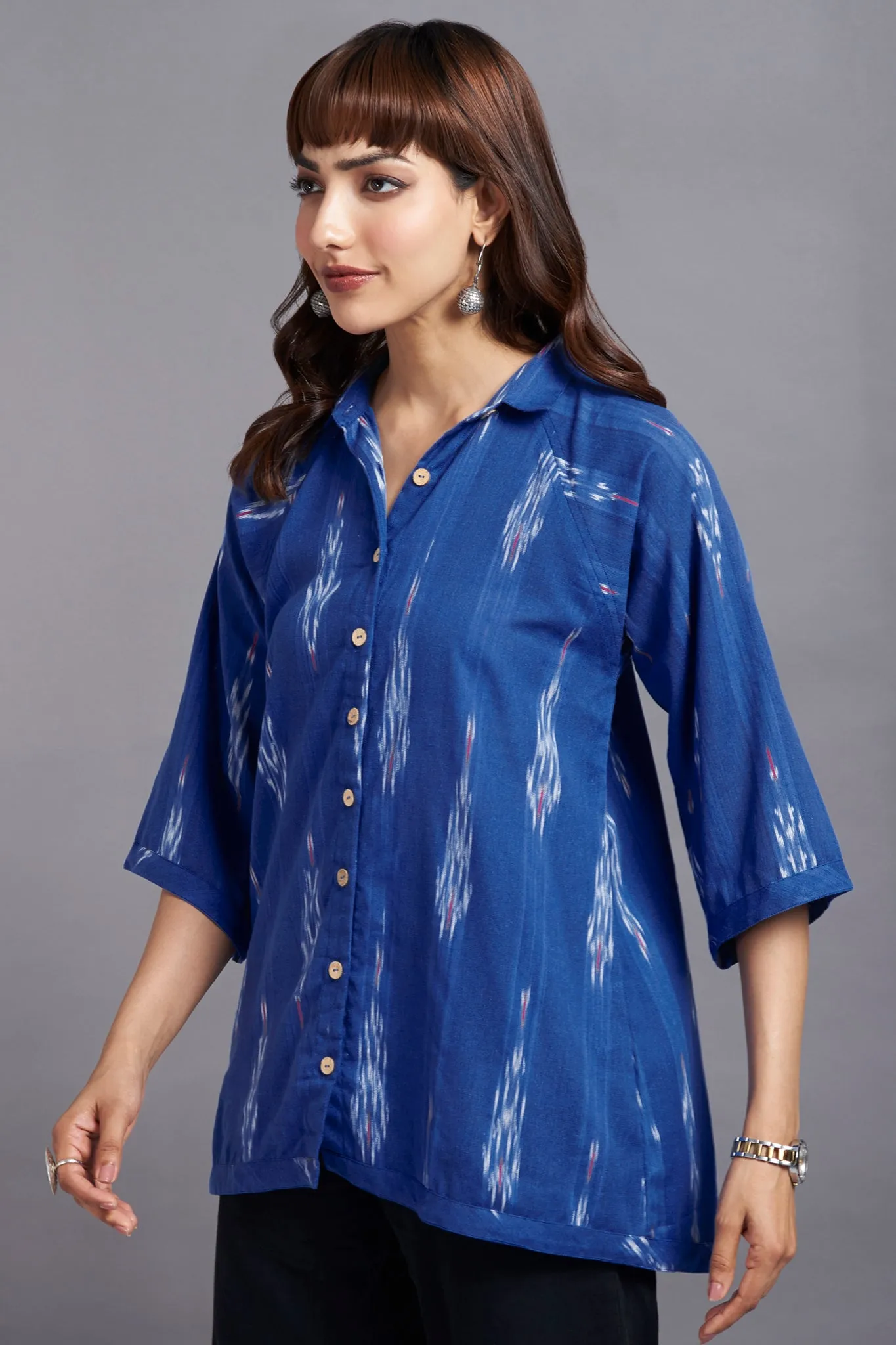 button down shirt with round hem & easy sleeve - marine blue & chicago skies