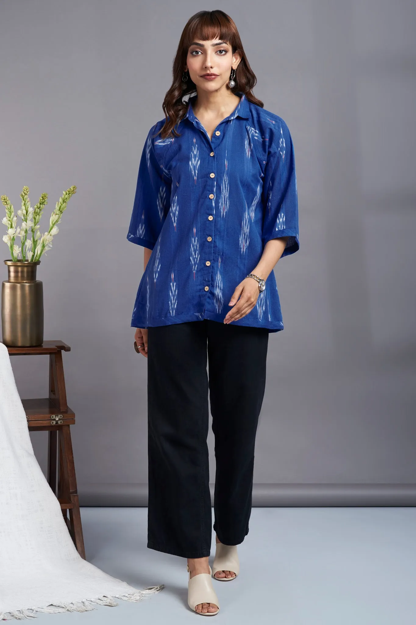 button down shirt with round hem & easy sleeve - marine blue & chicago skies