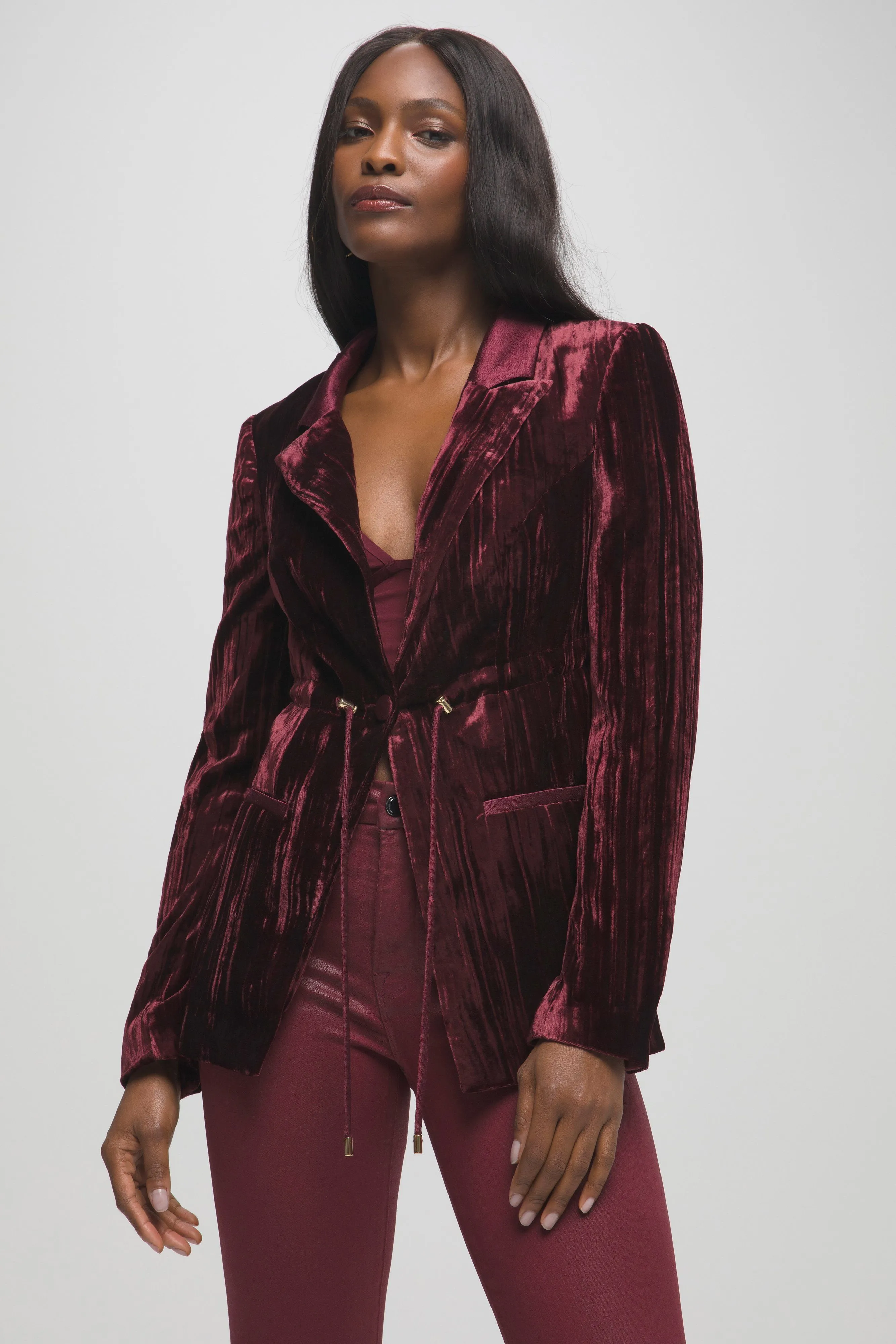 CINCHED BLAZER | PORT001