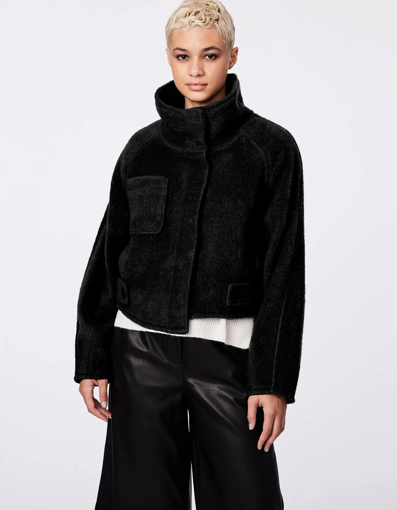 FUZZY CROPPED JACKET