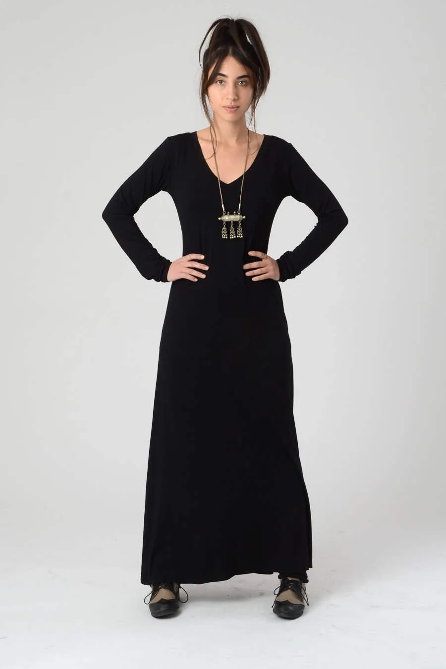 Long Sleeve Black Maxi Dress with Pockets