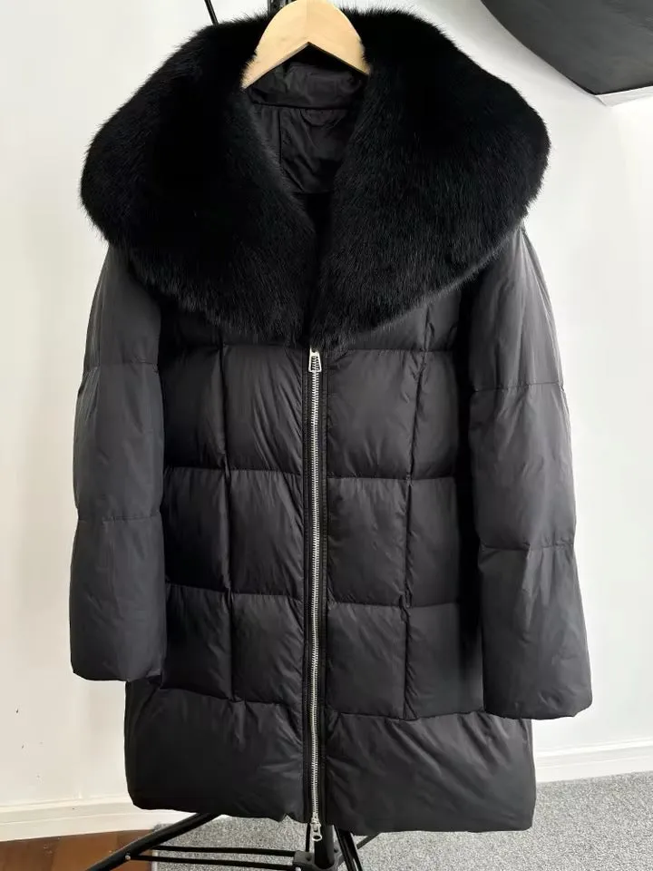 Luxurious Women's Long Duck Down Jacket