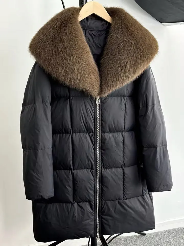 Luxurious Women's Long Duck Down Jacket