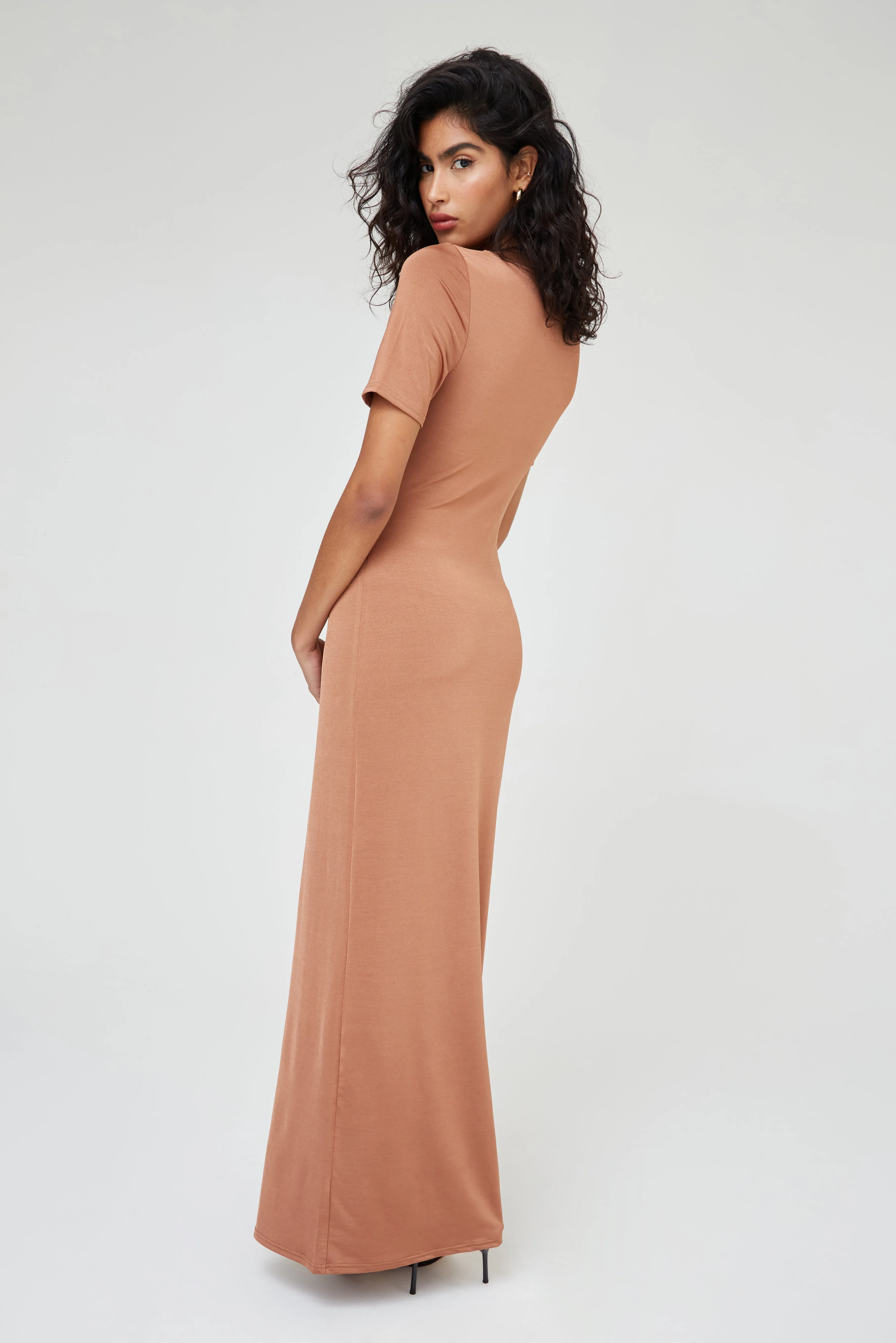 PREMIUM SHORT SLEEVE MAXI DRESS