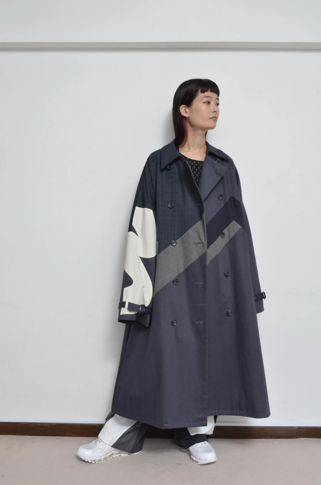 SLACKS UNE UNE TRENCH COAT/LONG_02_A